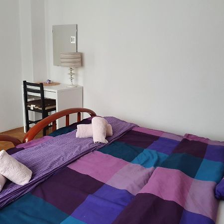 אוגולין Apartmani Lovro מראה חיצוני תמונה