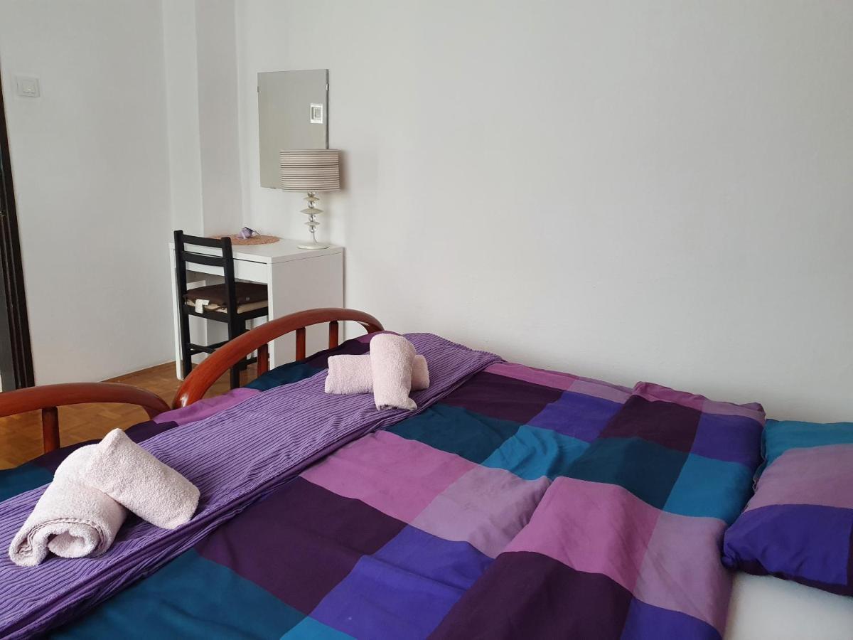 אוגולין Apartmani Lovro מראה חיצוני תמונה